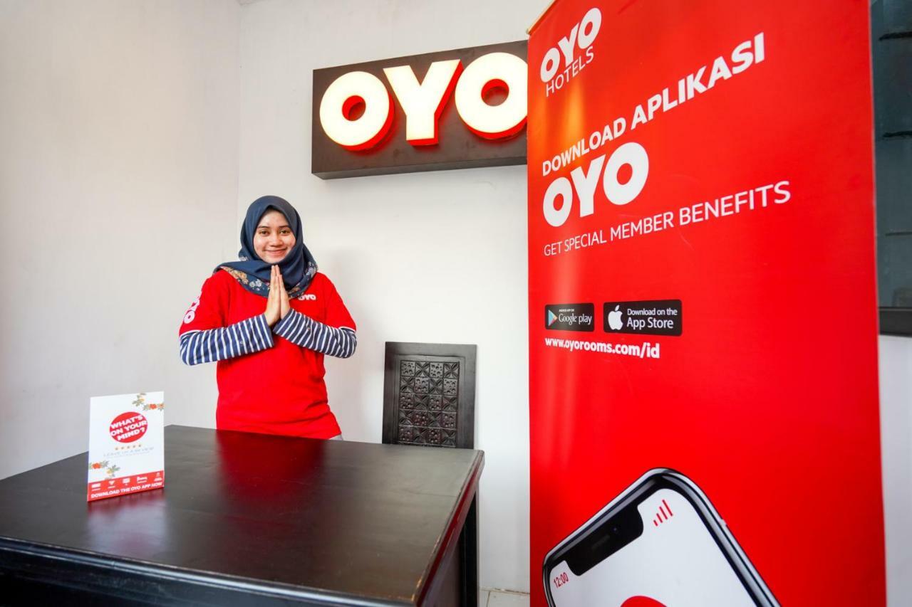 Oyo 998 La'Ana Residence Surabaya Exteriör bild